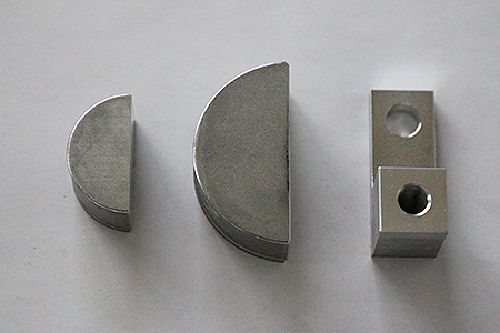 Cap connector